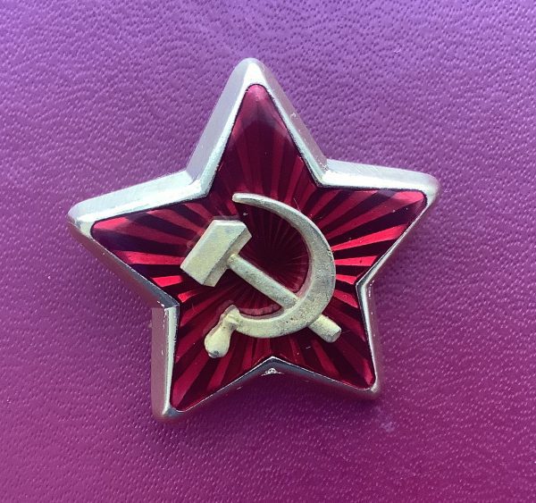 Красная звезда на головной убор рядового состава РККА